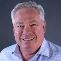 日本央行维持利率不变，但通胀预测超预期，或暗示加息可能性